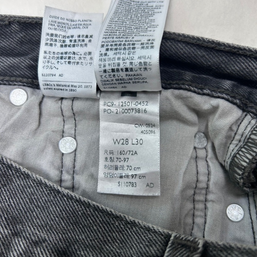 Levis Premium 501 Original Fit Jeans Mens 28x30 Washed Black Button Fly Denim - Picture 11 of 12